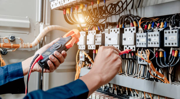 Best Commercial Electrician Services  in Venice, FL